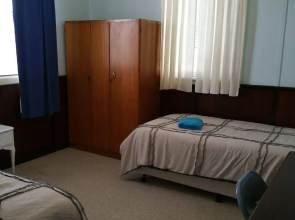 16 Gregson - Silky Oaks