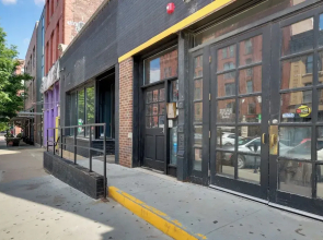 Explore Old Market: Convenient Omaha Condo
