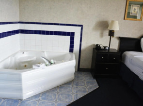 Travelodge by Wyndham Milwaukee