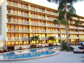 Bay Harbor Hotel