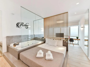Porto Sea View Apartments - Luxury Junior Suites