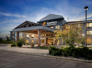 Comfort Inn & Suites Mountain Iron and Virginia