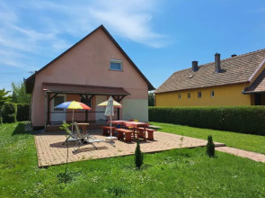 Apartment Keszeg Balatonmariafurdo