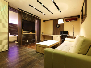 Business Joy Hotel