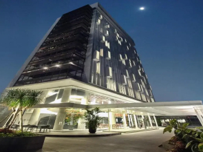 Luxury Apartment By Mediapura