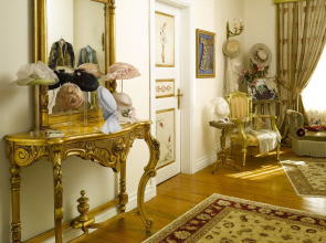 Erten Konak - Special Class