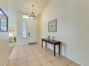 Private Pool & Patio: Family Retreat in Mesa