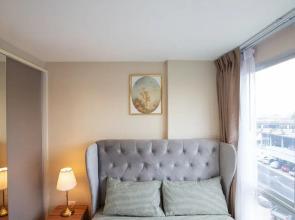 Near BK University Quiet Condo in Rama4 bkb131