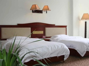 Guofeng Hotel