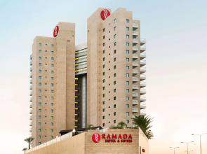 David's Harp Hotel and Suits
