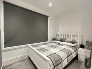 Spacious1br-6guests-walktoshops-fastwifi