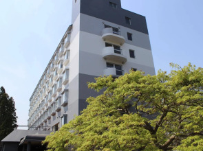 Kyou Bar Lounge & Inn