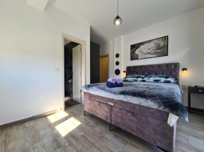 House Plavi 2130