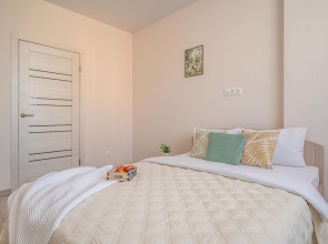 Lajt Apartamenty na ulice Serbakova 18