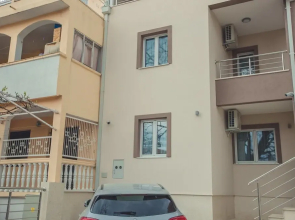 Nino Superior, One Bedroom Apartment With Terrace No.2