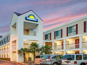 Days Inn by Wyndham Marietta-Atlanta-Delk Road