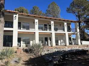 El Verde Inn