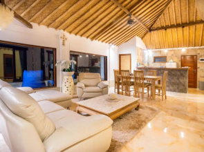 Villa Sea Spray Bali