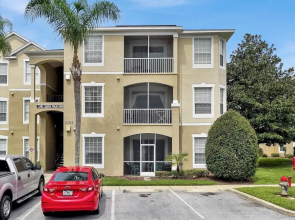 2302 Silver Palm dr Unit 103