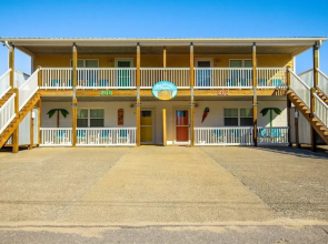 Boardwalk Shores C 3 Bedroom Duplex by RedAwning