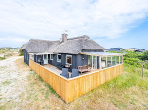 Bright Seaside Retreat in Haurvig-by Traum