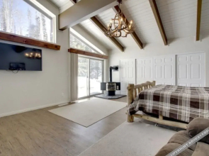 Cabin Sweet Cabin