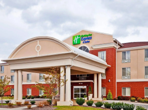 Holiday Inn Express Hotel & Suites Dickson