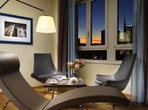 Отель Unahotels Century Milano
