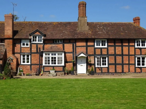 Moor Court Farm