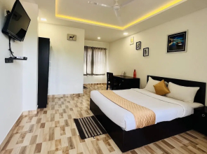 Seven Malai Residency