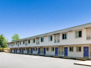 Motel 6 Statesville, NC
