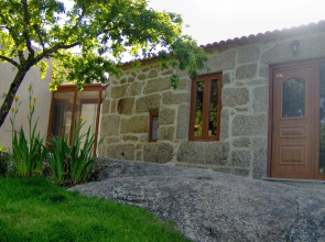 Room-paradise is Real at Vale Martinho R