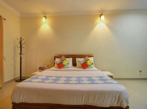 Home Luxury 3BHK By OYO Rooms