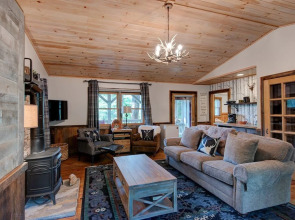 Heritage Hill Cabins