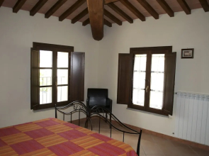 Giuly Rosselmini Residence