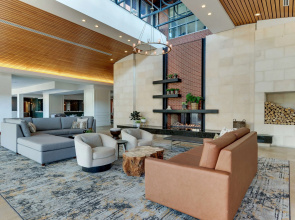 The Chattanoogan Hotel, Curio Collection by Hilton