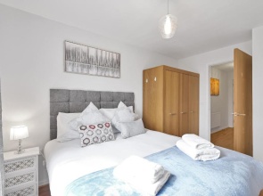Parkhouse Serviced Apartment Hatfield