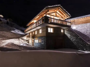 Swiss Alps Village Sarl