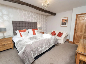 Bridge House Apartment 2