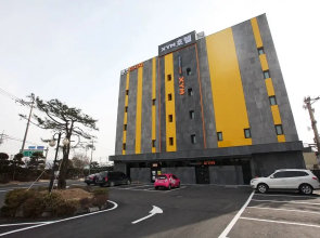 Icheon XYM Hotel