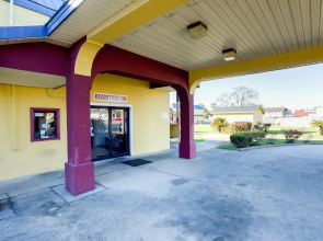 OYO Hotel Pensacola I-10 & Hwy 29