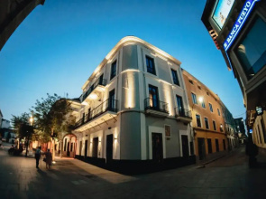 Apartamentos Plaza de España 6
