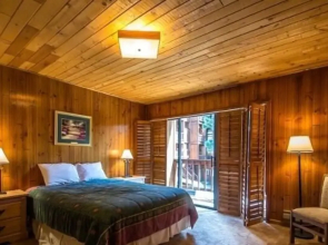 Windchimes #202 2 Bedroom Condo