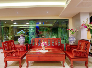 Rung Aroon Hotel By Le Siri