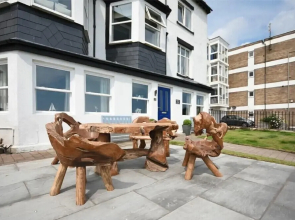 Mariners House