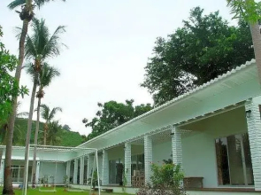 Tiew Maprao Ao Pran Resort
