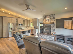 Modern Ketchum Condo: Walk to Dtwn & Ski Lift