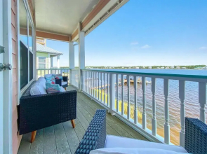 House on Little Lagoon - Views from ALL rooms, Sleeps 12, Kayaks Available*!