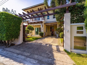 3 Bed Pool Villa in Great Location - STV