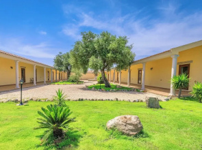 B & B with swimming-pool in Badesi